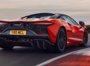 开云官网-迈凯伦碾压阿斯顿马丁，皮亚斯特里扛起全队