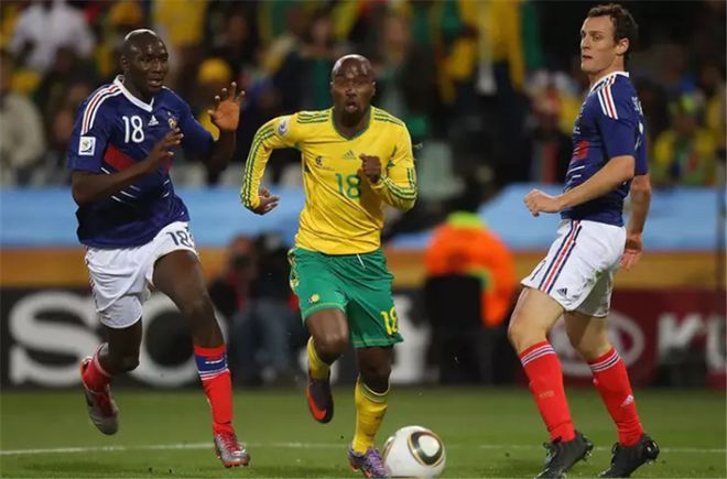 包含波尔多队长呼吁球队全员集中备战的词条