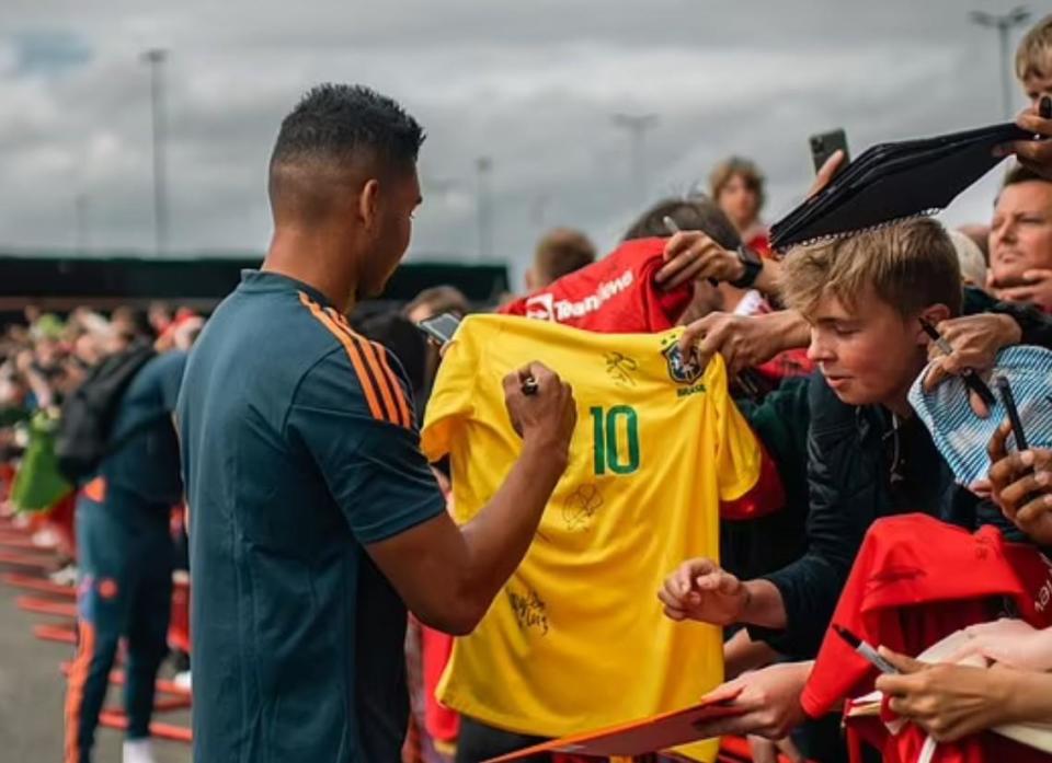 弗格森重返曼联,传闻引发球迷热议的简单介绍 弗格森重返曼联,传闻引发球迷热议的简单介绍