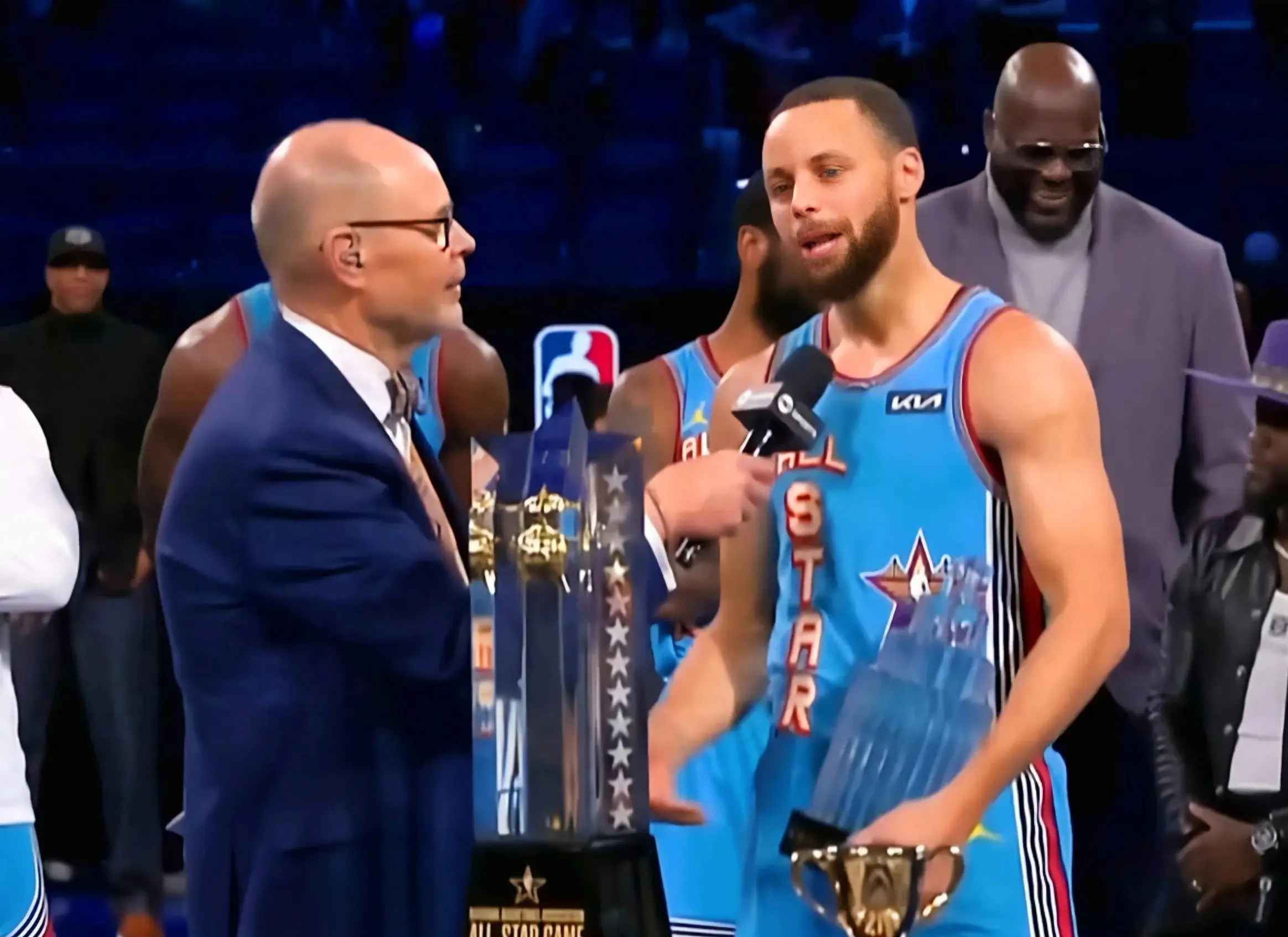 包含美国高中篮球决赛:洛杉矶队力克纽约,夺得冠军的词条 包含美国高中篮球决赛:洛杉矶队力克纽约,夺得冠军的词条