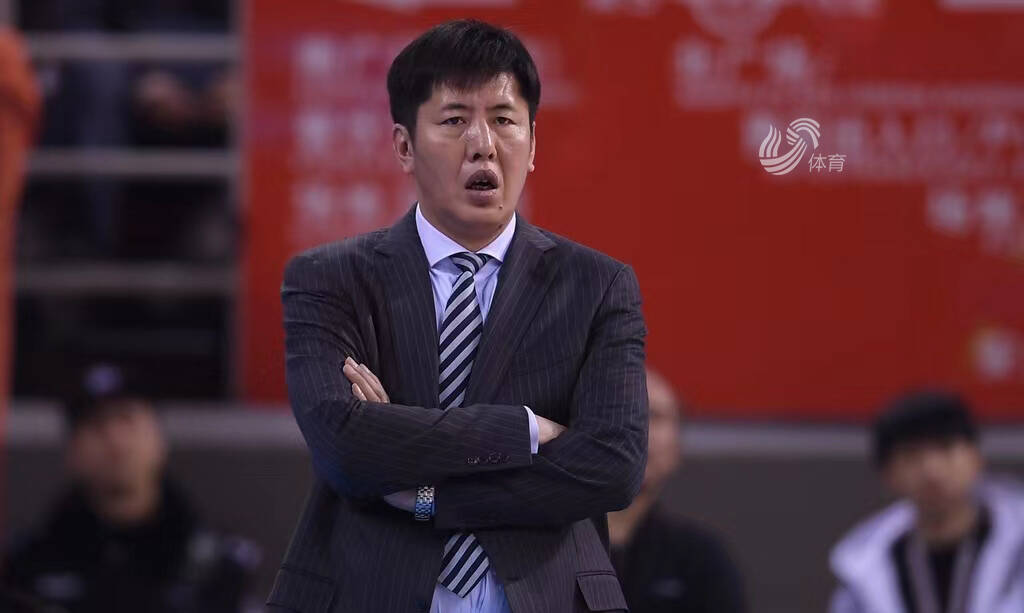 甘肃男篮实现连胜，勇往直前