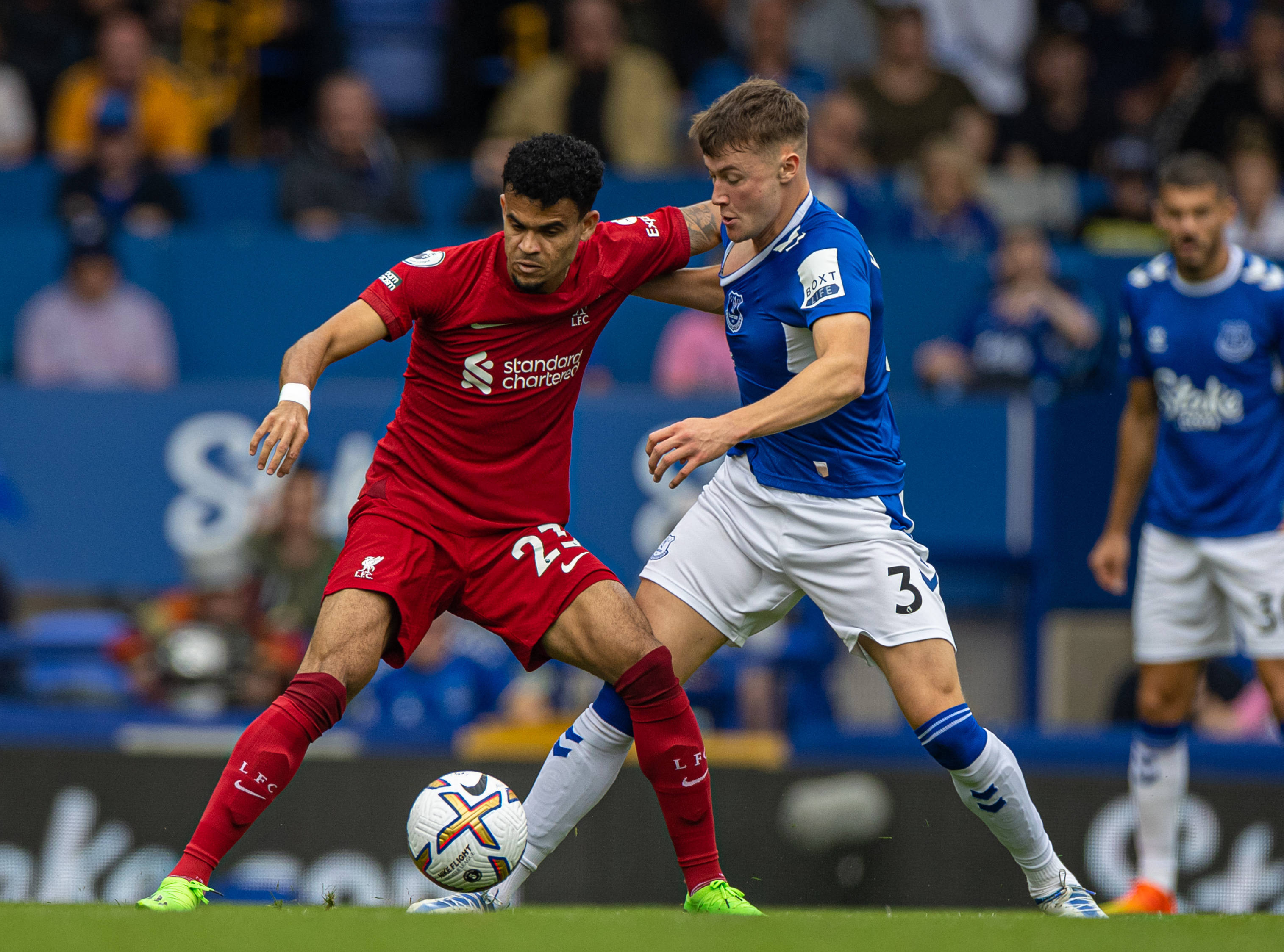 里昂球员目标是进球助球队胜利