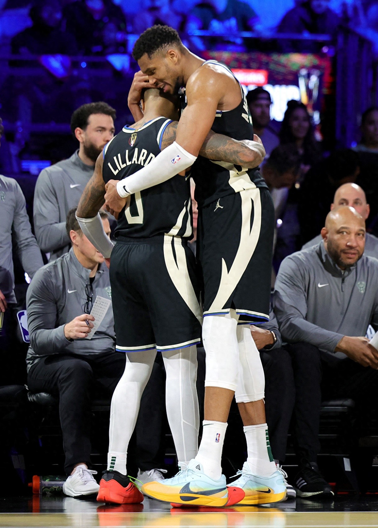 NBA总决赛热血战役火箭vs雄鹿对决