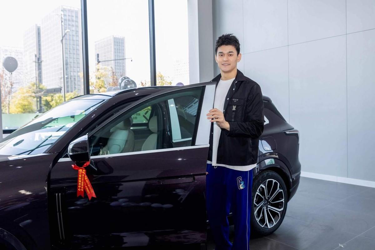 高尔夫明星孙杨将转会的简单介绍 高尔夫明星孙杨将转会的简单介绍