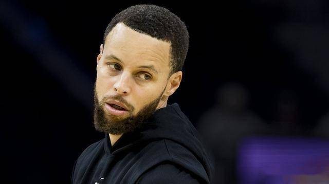 勇士主帅：库里的表现令人难以置信