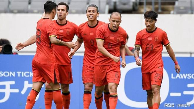 关于亚洲足球盛事中，国内球队勇夺第一！的信息