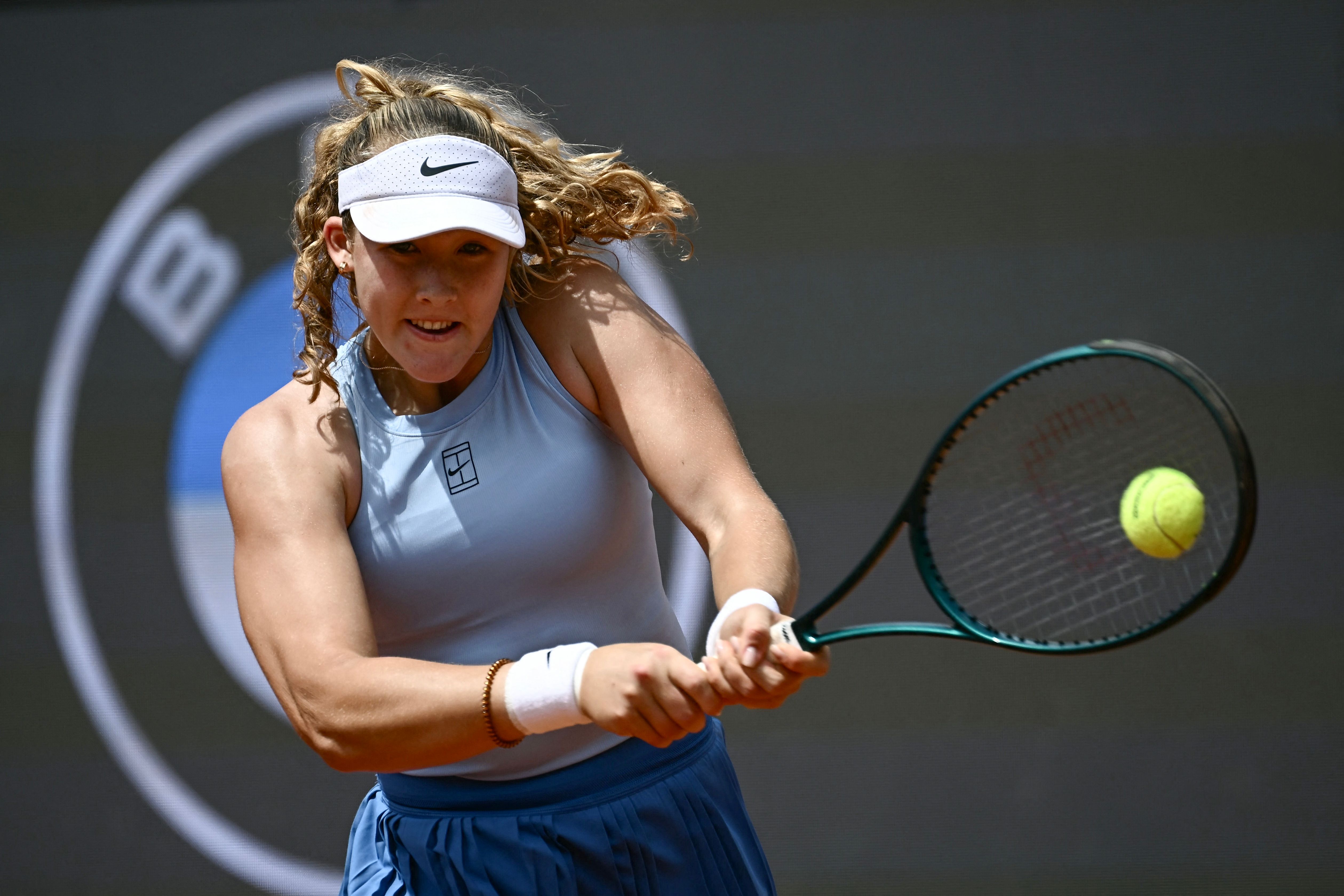 罗马努力晋级半决赛,取得胜利 罗马努力晋级半决赛,取得胜利