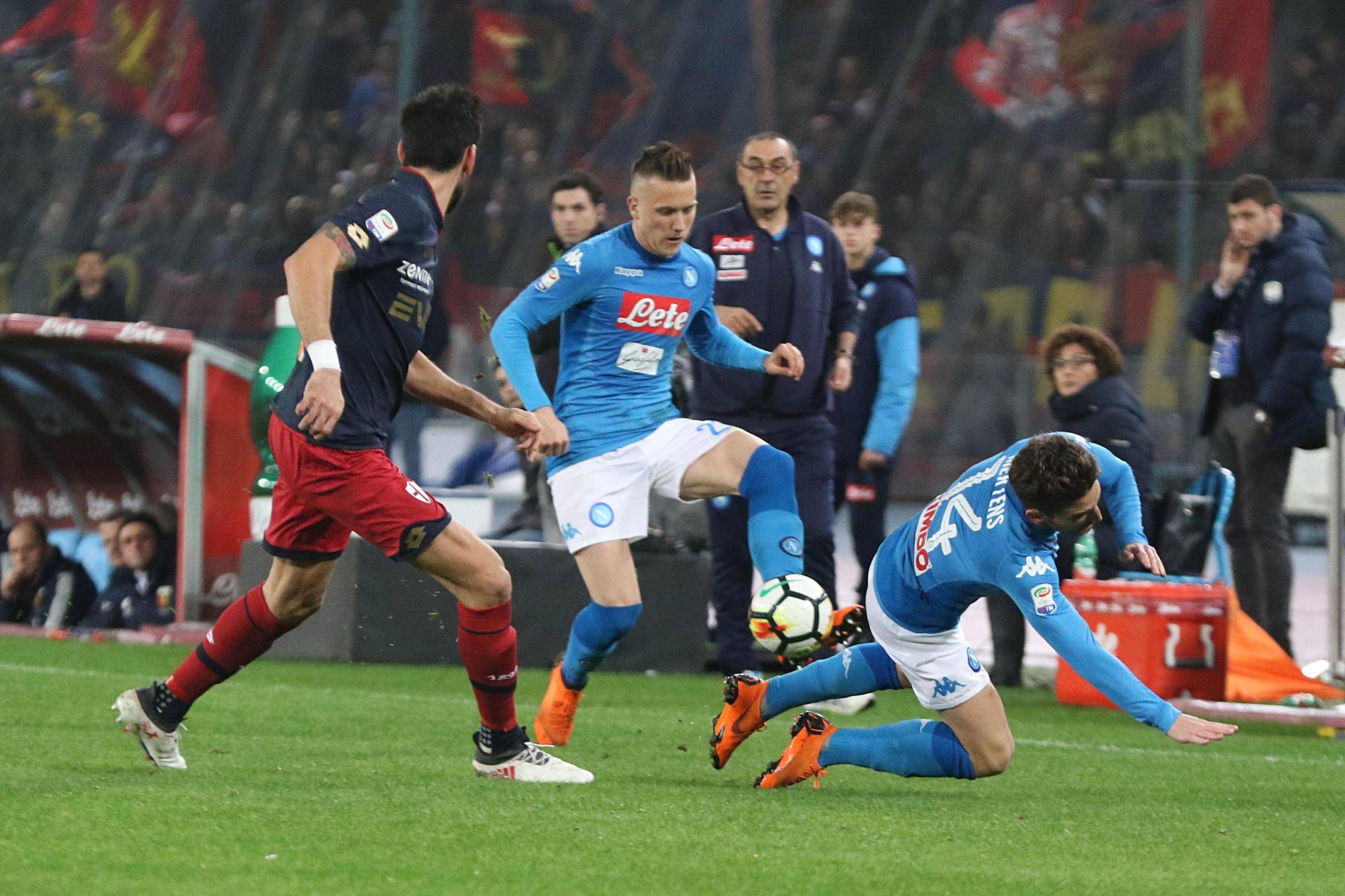 包含热那亚主场告负，降级阴影仍存的词条