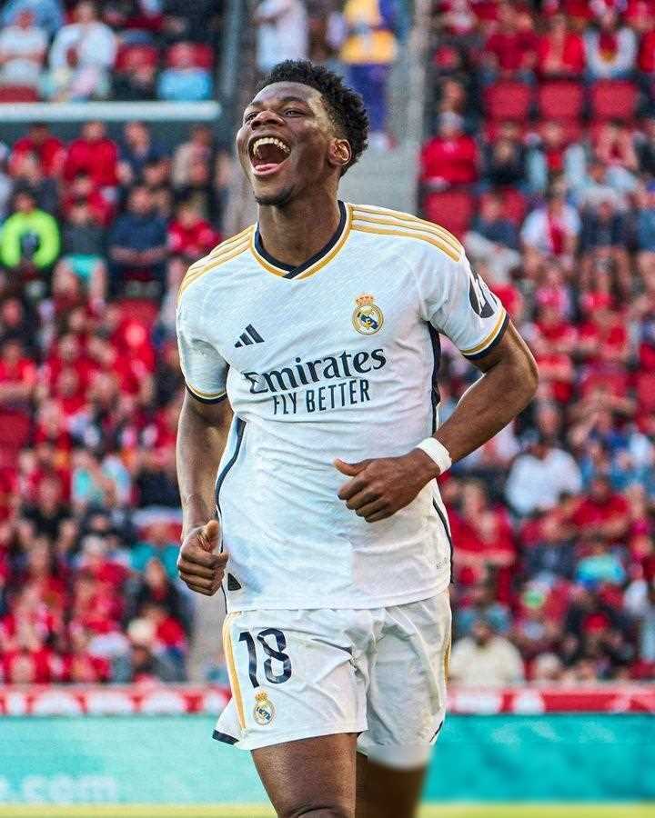 皇马领跑积分榜，再战欧洲巨头！的简单介绍