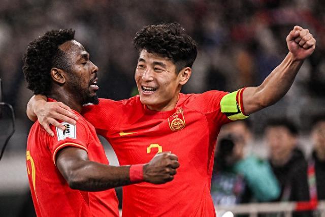 包含新加坡球队主场告捷,暂居小组第二的词条 包含新加坡球队主场告捷,暂居小组第二的词条