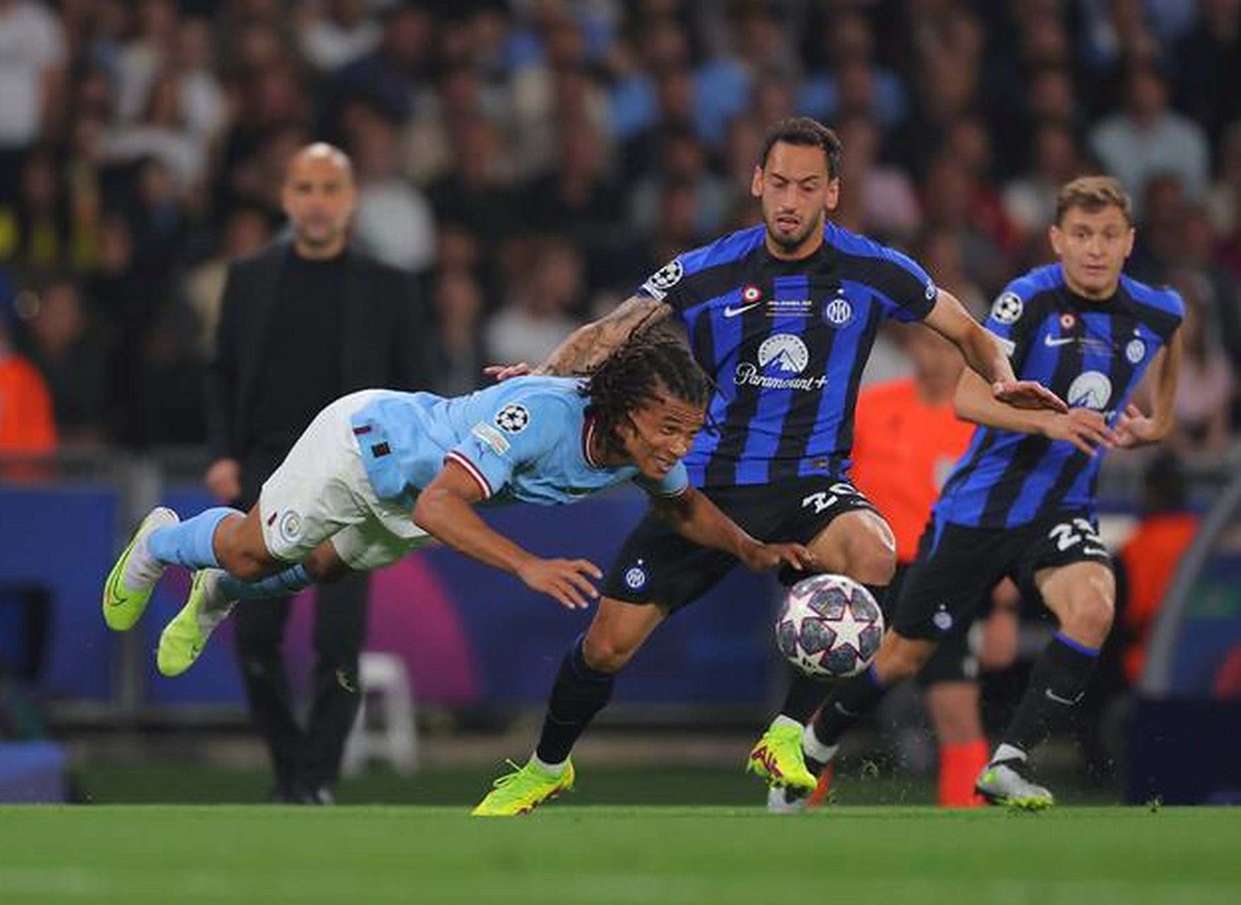 欧洲球队积极备战冠军联赛，目标明确