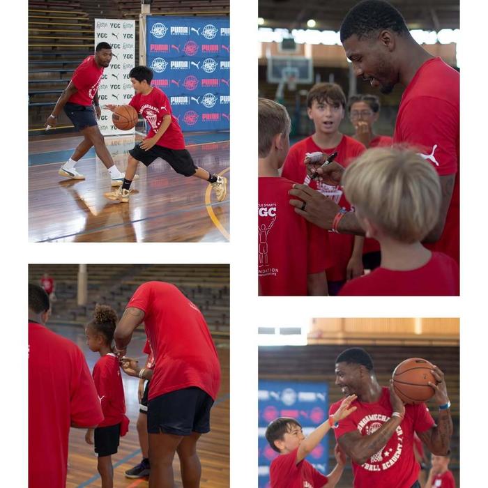 NBA前队员现身篮球训练营，传授技术经验