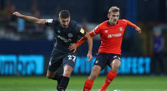 伯恩利客场连败，进攻乏力防线犹豫，保级艰难