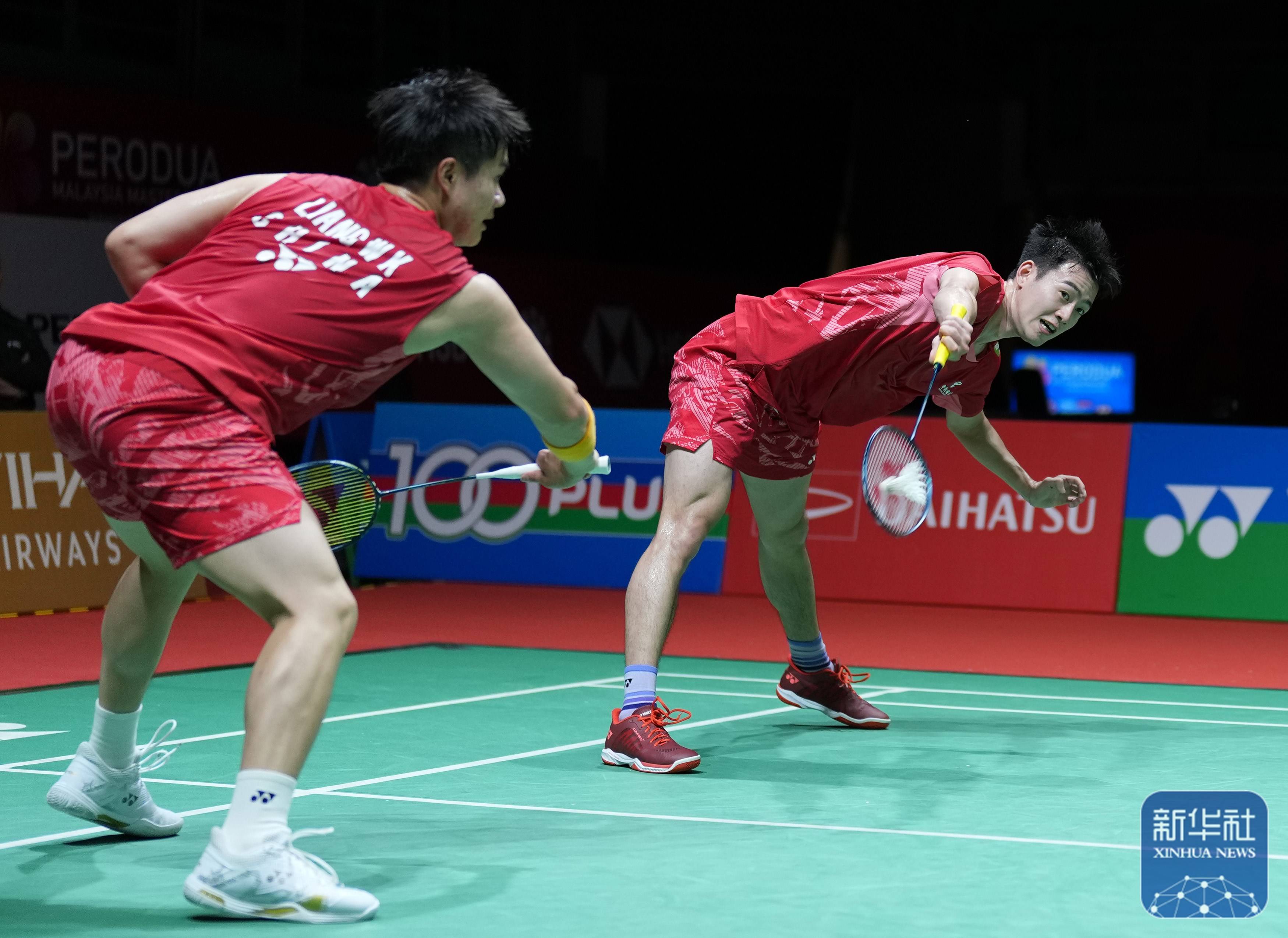 日本羽毛球队险胜马来西亚羽毛球队，陶菲克爆发神勇的简单介绍