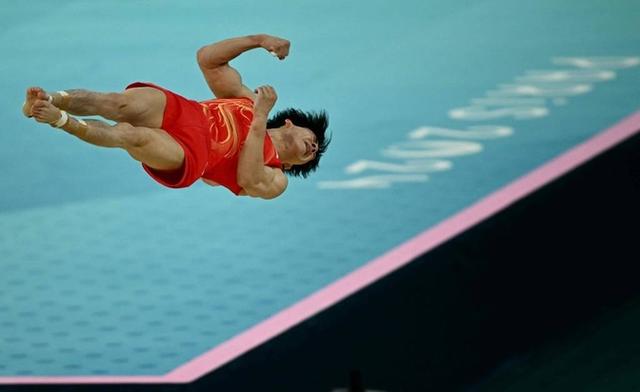 关于冷门频出！体操战况跌宕起伏的信息