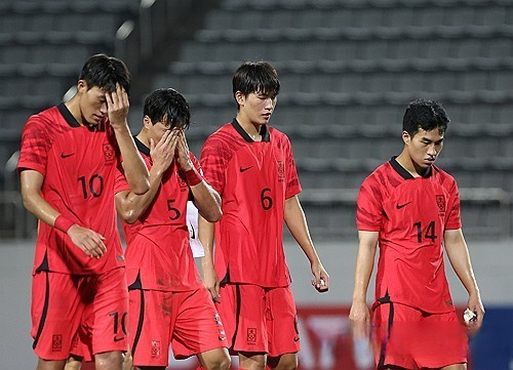 日本队轻取葡萄牙队,马龙统治全场 日本队轻取葡萄牙队,马龙统治全场